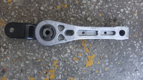 AUDİ VOLKSWAGEN SEAT SKODA ŞANZIMAN ALT KULAĞI