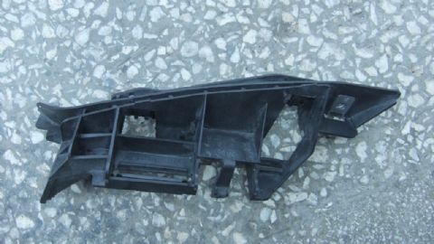 PEUGEOT 307 SOL ÖN TAMPON BRAKETİ