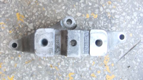 AUDİ VOLKSWAGEN SEAT SKODA ŞANZIMAN BAĞLANTI BRAKETİ
