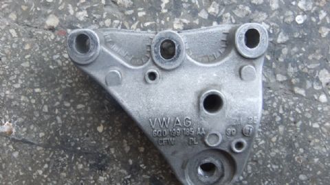 AUDİ A1 VOLKSWAGEN POLO MOTOR BAĞLANTI AYAĞI