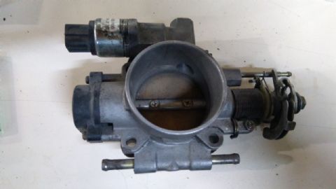 SUBARU İMPREZA BOĞAZ KELEBEĞİ - GAZ KELEBEĞİ