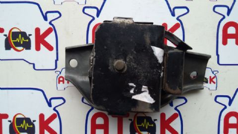 SUBARU MOTOR KULAĞI SAĞ