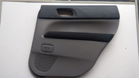 SUBARU FORESTER SAĞ ARKA KAPI DÖŞEMESİ (2003-2008)