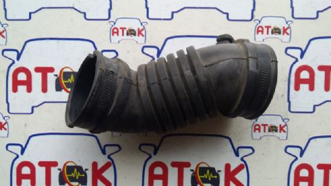 SUBARU FORESTER HAVA FİLTRE BORUSU (2003-2008)