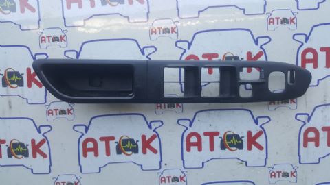 SUBARU FORESTER SOL KAPI DÜĞME PANELİ (CAM VE AYNA KONTROL DÜĞME PANELİ)