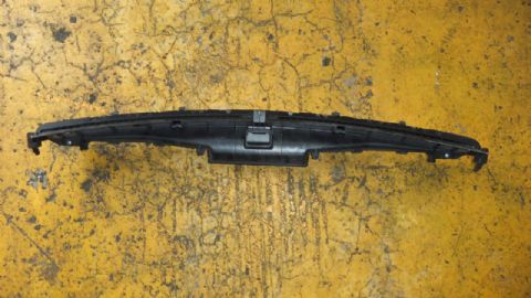 SUBARU İMPREZA WRX CAM ÖNÜ HAVA KANALI