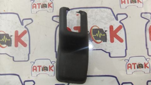SUBARU KOLTUK CİVATA VE KIZAK KAPAĞI SAĞ