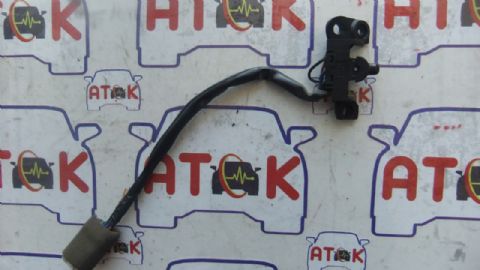 SUBARU FORESTER SAĞ ARKA KAPI CAMI AÇMA DÜĞMESİ (1998-2002)