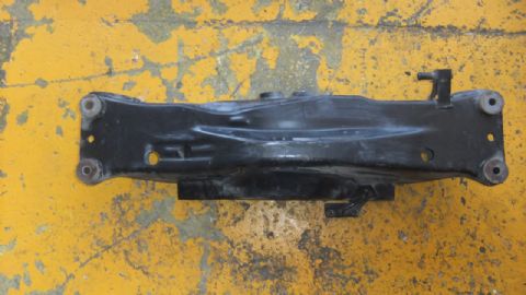 SUBARU MOTOR TRAVERSİ