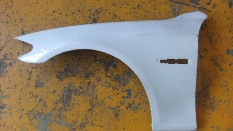 BMW F10 SOL ÖN ÇAMURLUK