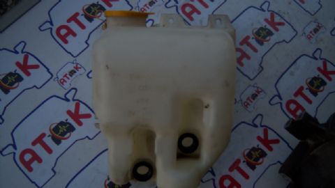 SUBARU CAM SU FISKIYE BİDONU E13002353