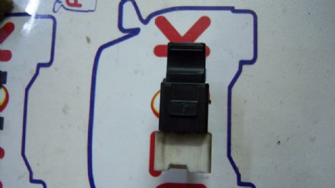 SUBARU ÖN VE ARKA CAM DÜĞMESİ