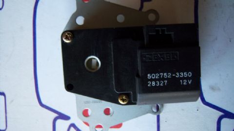 SUBARU FORESTER KALORİFER KUMANDA MOTORU 502752-3350