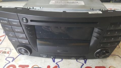 MERCEDES E CLASS OEM RADYO TEYP BLUETOOTH A211 870 36 89