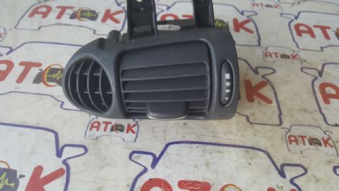 MERCEDES C CLASS SOL HAVA ÇIKIŞ IZGARASI A203 830 06 54