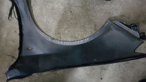 SUBARU LEGACY 2010/2012 SAĞ ÖN ÇAMURLUK