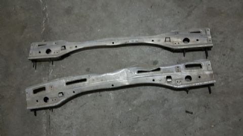 SUBARU FORESTER LEGACY ARKA TAMPON İÇ DEMİRİ BAĞLANTISI