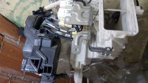 SUBARU FORESTER QUTBACK İMPREZA LEGACY KALORİFER KUTUSU (KAZAN)72100AJ090