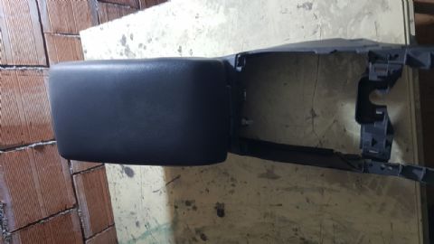 SUBARU FORESTER LEGACY İMPREZA ORTA KONSOL 92174AG050-92174FG000