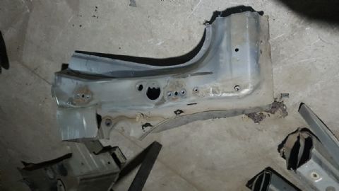 SUBARU FORESTER SOL KAPI DİREĞİ 2003-2008